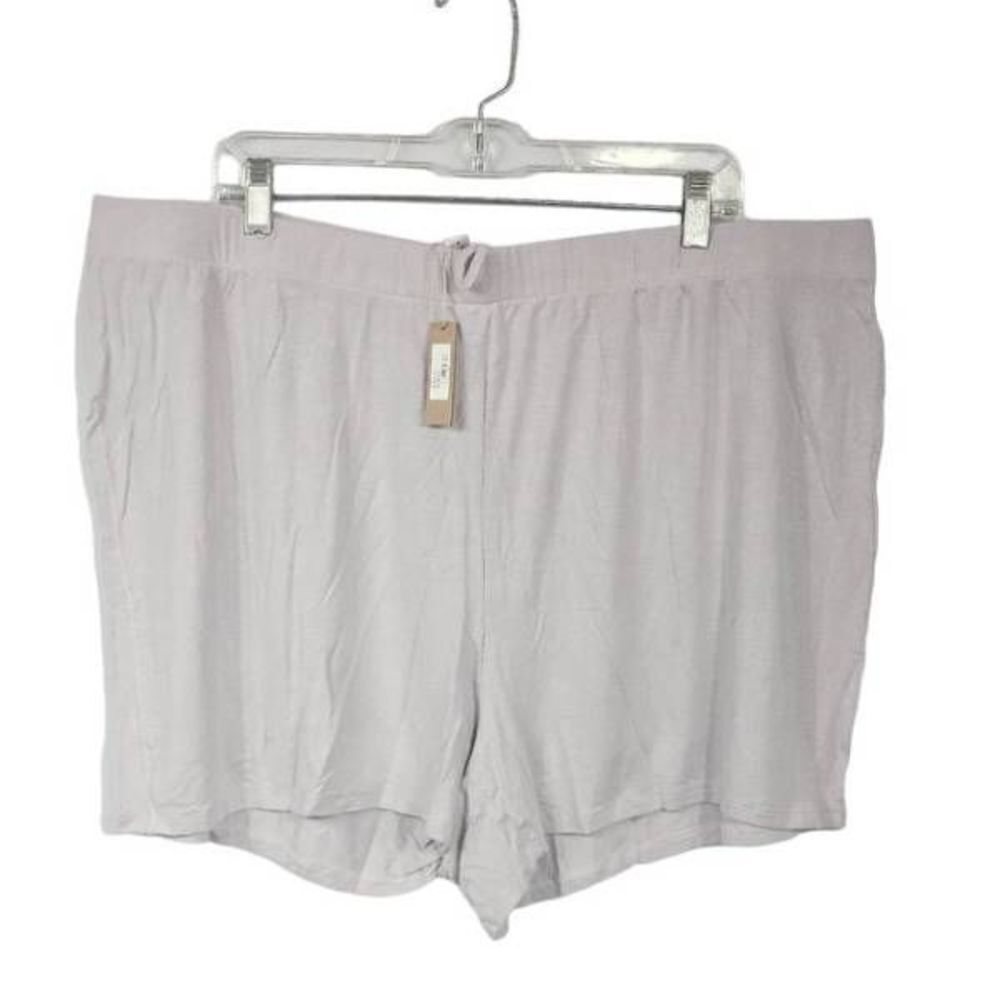 Skims ladies lounge shorts Nwt